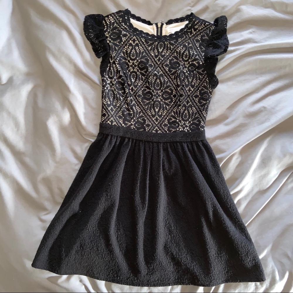 ✨5 for $20✨ Fit and Flare Dress